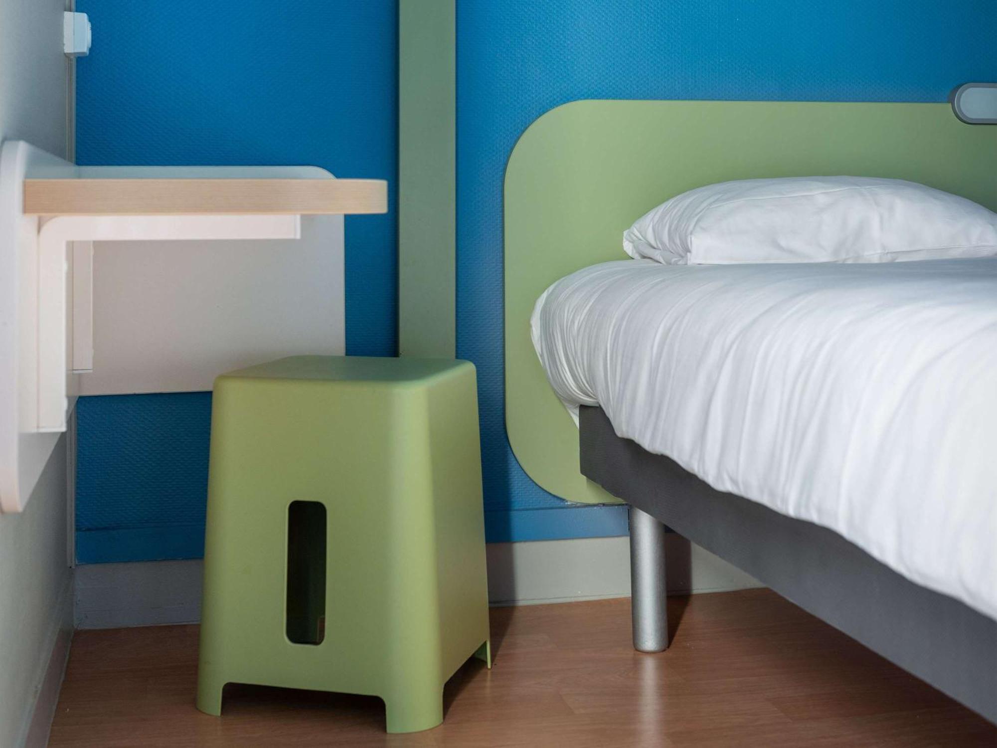 Ibis Budget Caen Herouville Экстерьер фото