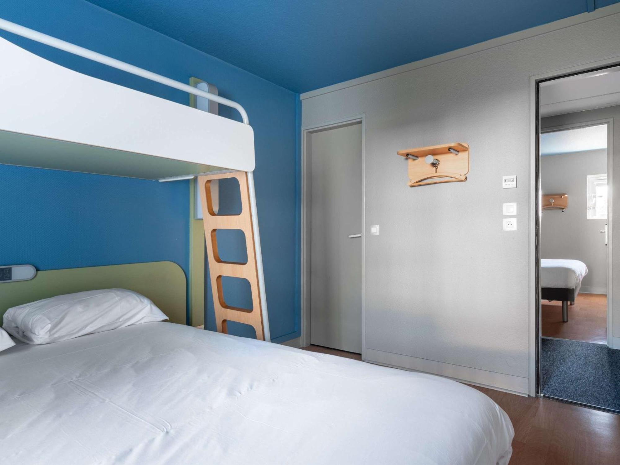 Ibis Budget Caen Herouville Экстерьер фото