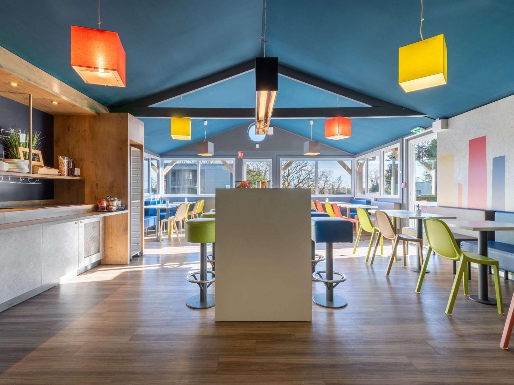 Ibis Budget Caen Herouville Экстерьер фото